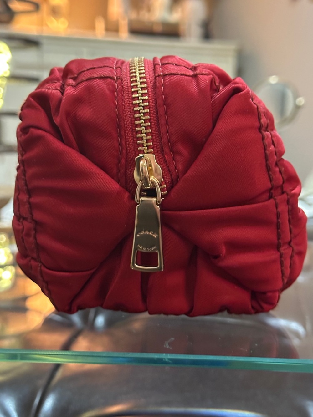 COACH Small Boxy Cosmetic Case w/Ruching Detail, in Red. NWOT - Picture 3 of 14